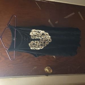 Torrid, tank, black with daisy heart design and rings, Size 2